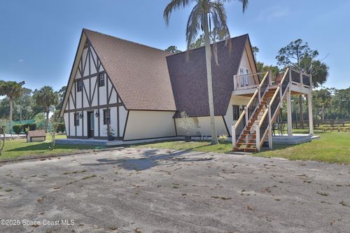 2440 Brandywine Ln, Melbourne, FL, 32904-9708 | Card Image