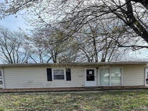 128 Saint Thomas Ln, East Saint Louis, IL, 62206-1802 | Card Image