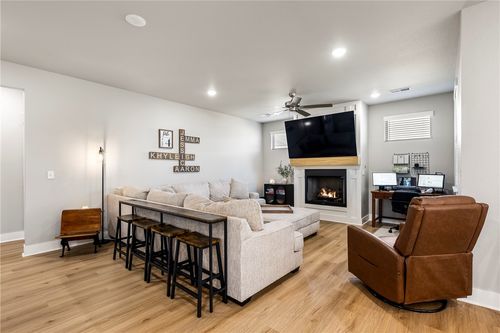 2220 Langford St, Pea Ridge, AR, 72751-3070 | Card Image