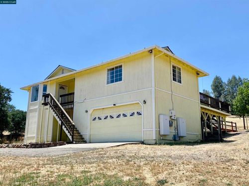 2707 River View Rd, Clearlake Oaks, CA, 95423-9012 | Card Image