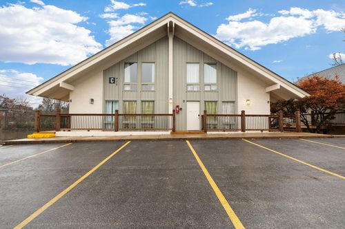 c-3-403 Veterans Blvd, Branson, MO, 65616-2060 | Card Image