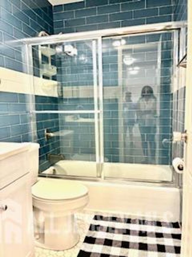 318 High St, Townhouse with 3 bedrooms, 2 bathrooms and null parking in Perth Amboy NJ | Image 27