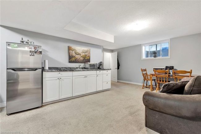 1 - 41 Garden Ave, Townhouse with 4 bedrooms, 3 bathrooms and 3 parking in Brantford ON | Image 15