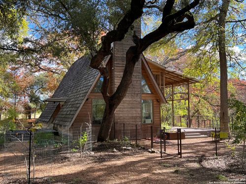 412 Lebouf Rd, Utopia, TX, 78885 | Card Image