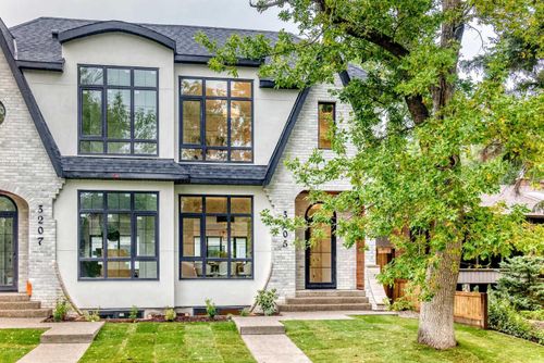 3207 Kilkenny Rd Sw, Home with 4 bedrooms, 5 bathrooms and 2 parking in Calgary AB | Card Image