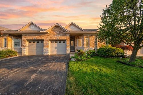 35-10 Cobblestone Dr, Paris, ON, N3L4G9 | Card Image