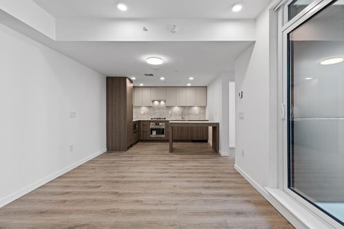 1301-10333 133 St, Surrey, BC, V3T0V1 | Card Image