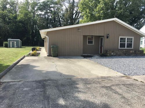 43 Lakehurst Ave, Salem, VA, 24153-4443 | Card Image