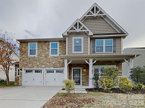 2718 Impatien Dr, Charlotte, NC, 28215-7748 | Card Image