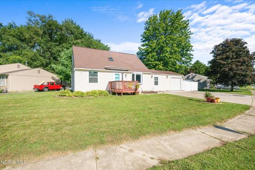 6864 Westwyck Dr, Whitehouse, OH, 43571-9266 | Card Image