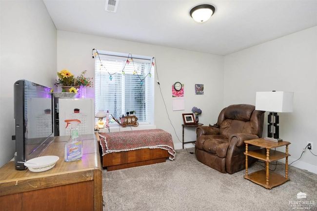 812 Fossilridge Dr, House other with 5 bedrooms, 3 bathrooms and null parking in Manhattan KS | Image 28