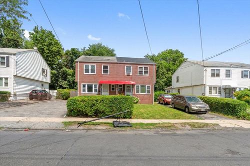 63 N Fulton Ave, Mount Vernon, NY, 10550-1642 | Card Image