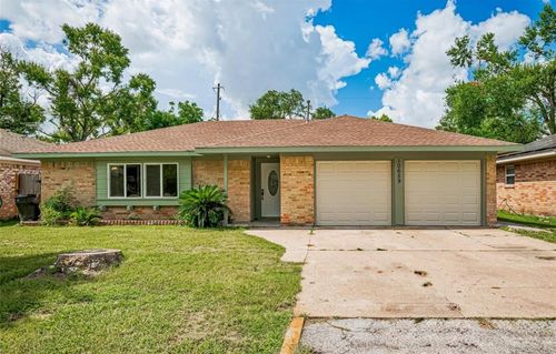 10659 Hazelhurst Dr, Houston, TX, 77043-3217 | Card Image