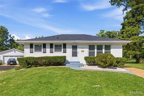 195 Eldorado Dr, Florissant, MO, 63031-5318 | Card Image