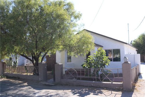 50 N 27th St, Las Vegas, NV, 89101-4624 | Card Image