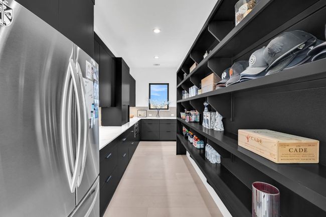 Butlers Kitchen/Pantry | Image 17