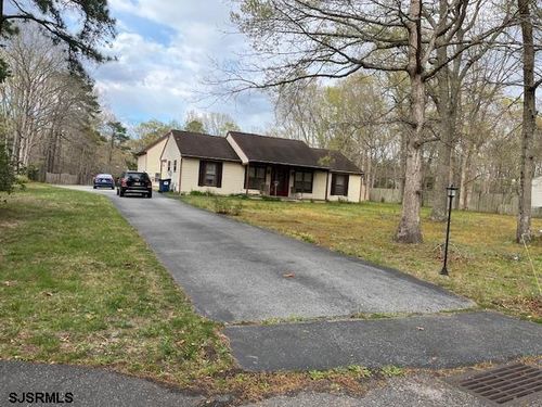 211 E Sturbridge Ct, Galloway, NJ, 08205-9502 | Card Image