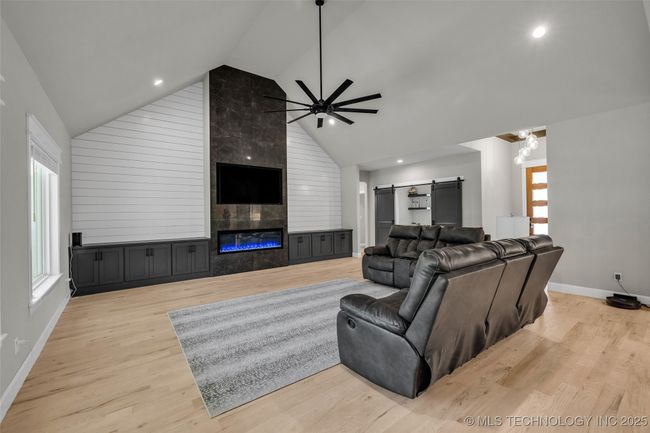 5769 S 256 Th East Ave, House other with 4 bedrooms, 3 bathrooms and null parking in Broken Arrow OK | Image 14