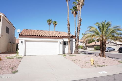 4024 E Hiddenview Dr, Phoenix, AZ, 85048-7475 | Card Image