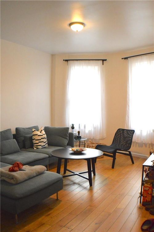 1622 Van Buren St, Bronx, NY, 10460-2878 | Card Image