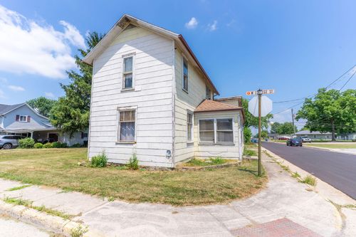 202 W College St, Jackson Center, OH, 45334-5018 | Card Image