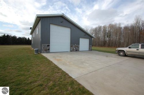 3380 Bella Ln, West Branch, MI, 48661-9130 | Card Image