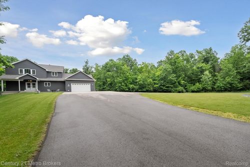 9119 Hegel Rd, Goodrich, MI, 48438-9253 | Card Image