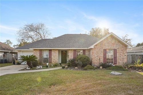 618 Lane St, Mandeville, LA, 70448-2450 | Card Image