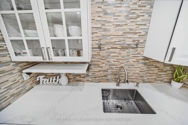 146 Baronwood Crt, Condo with 4 bedrooms, 2 bathrooms and 1 parking in Brampton ON | Image 17