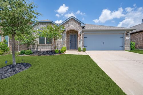 1305 Coyote Rdg, Aubrey, TX, 76227-2518 | Card Image