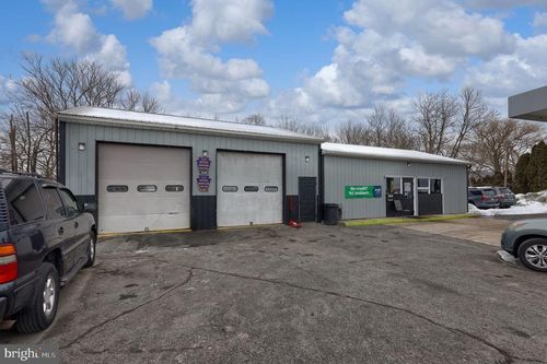 4027 Columbia Ave, COLUMBIA, PA, 17512-9213 | Card Image