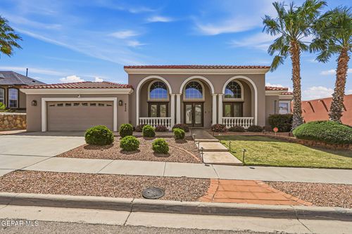 6320 Franklin Bluff Dr, El Paso, TX, 79912-8155 | Card Image