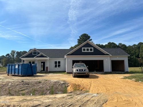 100 Lynn Ln, Selma, NC, 27576-6489 | Card Image