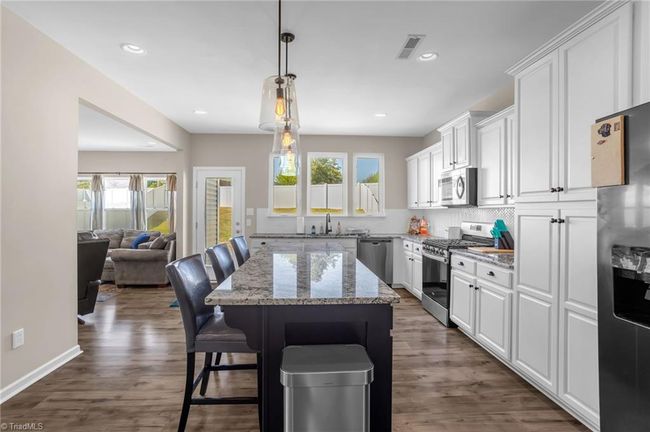Kitchen | Image 7