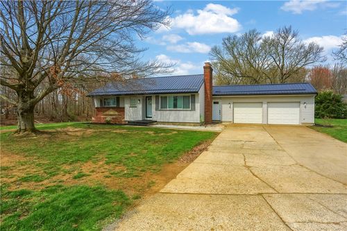 137 Lapin Ln, Pulaski, PA, 16143-2801 | Card Image