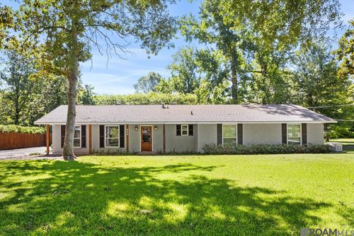 944 Magnolia Wood Ave, Baton Rouge, LA, 70808-6058 | Card Image