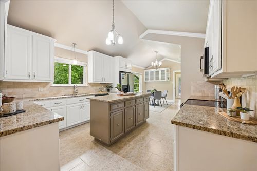 11403 Centennial Trl, Austin, TX, 78726-1418 | Card Image