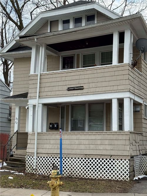 95-93-95 Stratford Park, Rochester, NY, 14611-3827 | Card Image