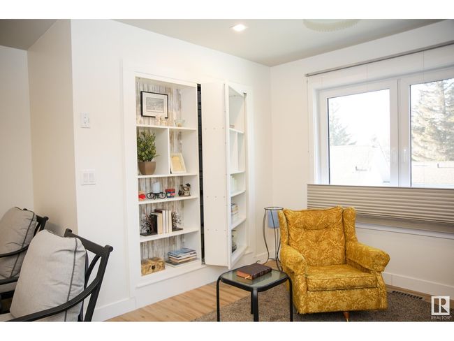 116 Main St, House other with 4 bedrooms, 3 bathrooms and 6 parking in Kingman AB | Image 11