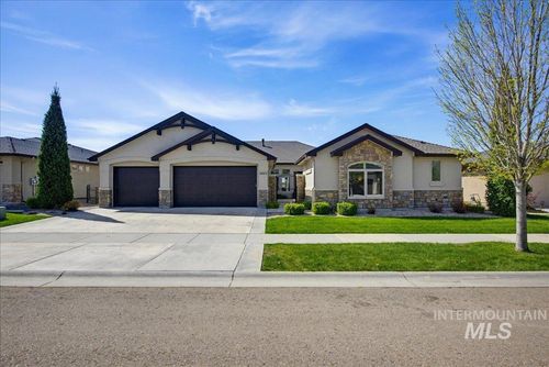 4635 W Braveheart St, Eagle, ID, 83616 | Card Image