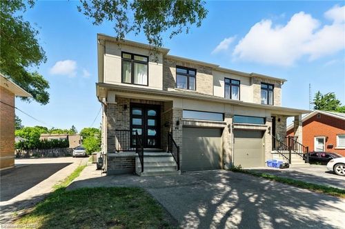 lower-46 Franklin St S, Kitchener, ON, N2C1R4 | Card Image