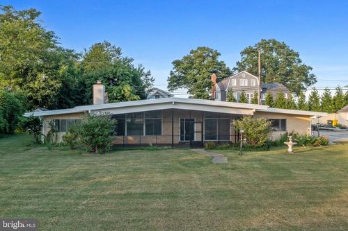 45 E Lake Dr, ANNAPOLIS, MD, 21403-4445 | Card Image