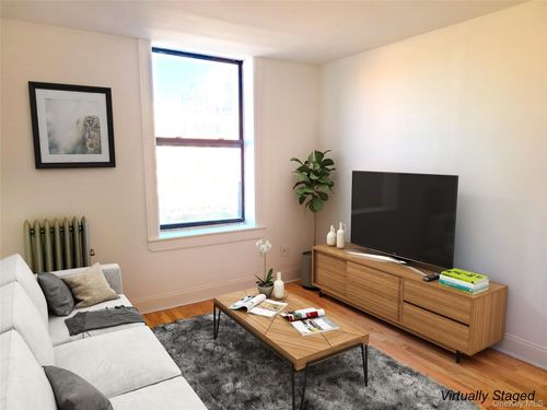 52-36 W 138th St, New York, NY, 10037-1725 | Card Image