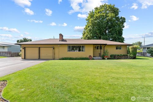 15702 E Wellesley Ave, Spokane Valley, WA, 99216-1596 | Card Image
