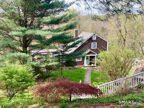 301 Steinmann Ave, Middlebury, CT, 06762-2633 | Card Image