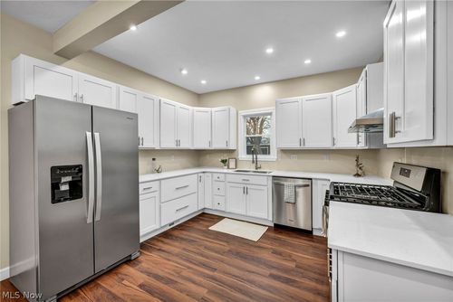 1712 W 6th Street, Ashtabula, OH, 44004 | Card Image