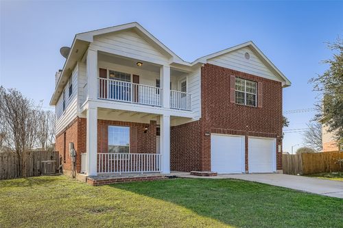 104 Mossy Rock Cv, Hutto, TX, 78634-5511 | Card Image