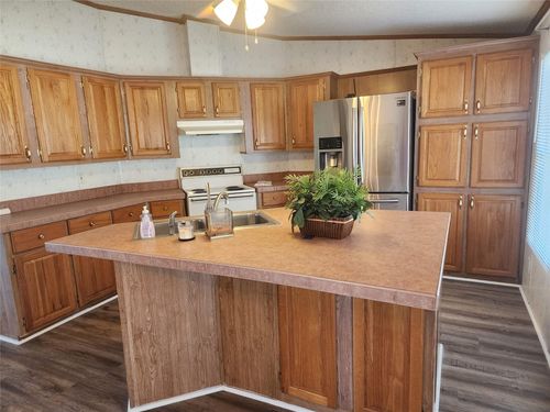 19168 County Road 669e, Alvin, TX, 77511-1090 | Card Image