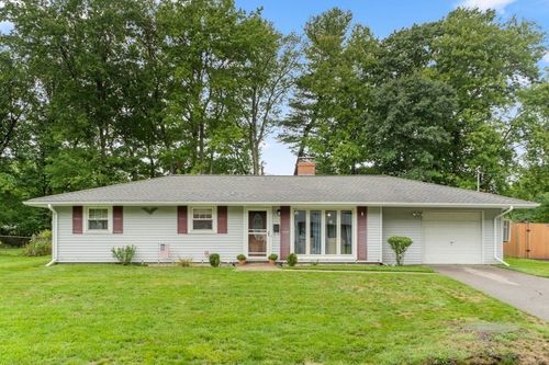 23 Bradford Street, Holbrook, MA, 02343 | Card Image