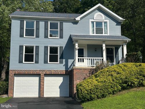 16125 Olmstead Ln, WOODBRIDGE, VA, 22191-4425 | Card Image